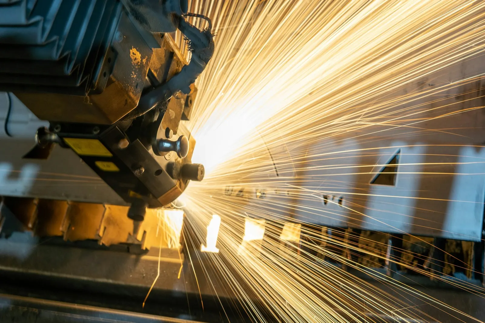 HSG 12 kW Fiber Lazer